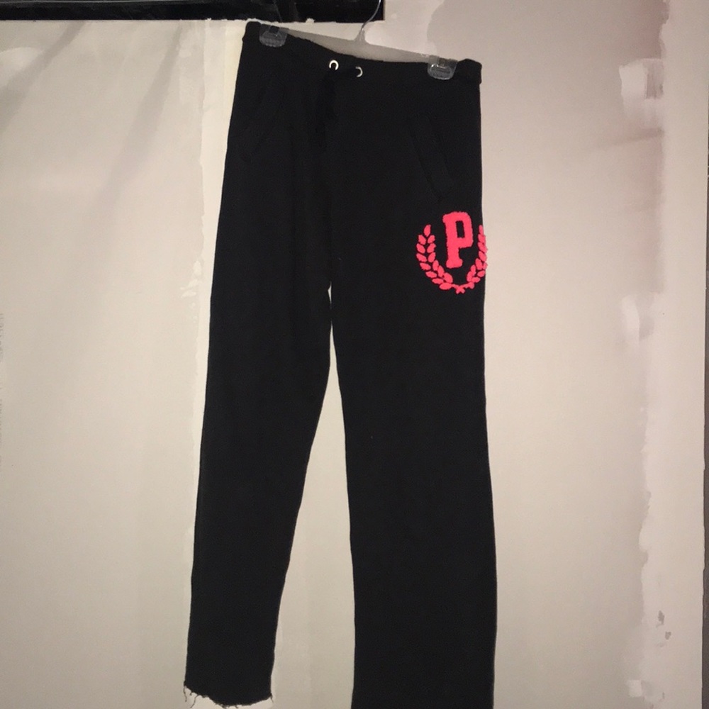 Victoria’s Secrets PINK sweatpants